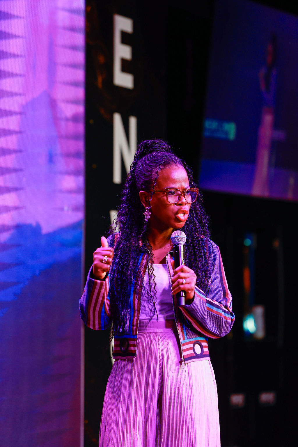 Overflow Women Conference moment